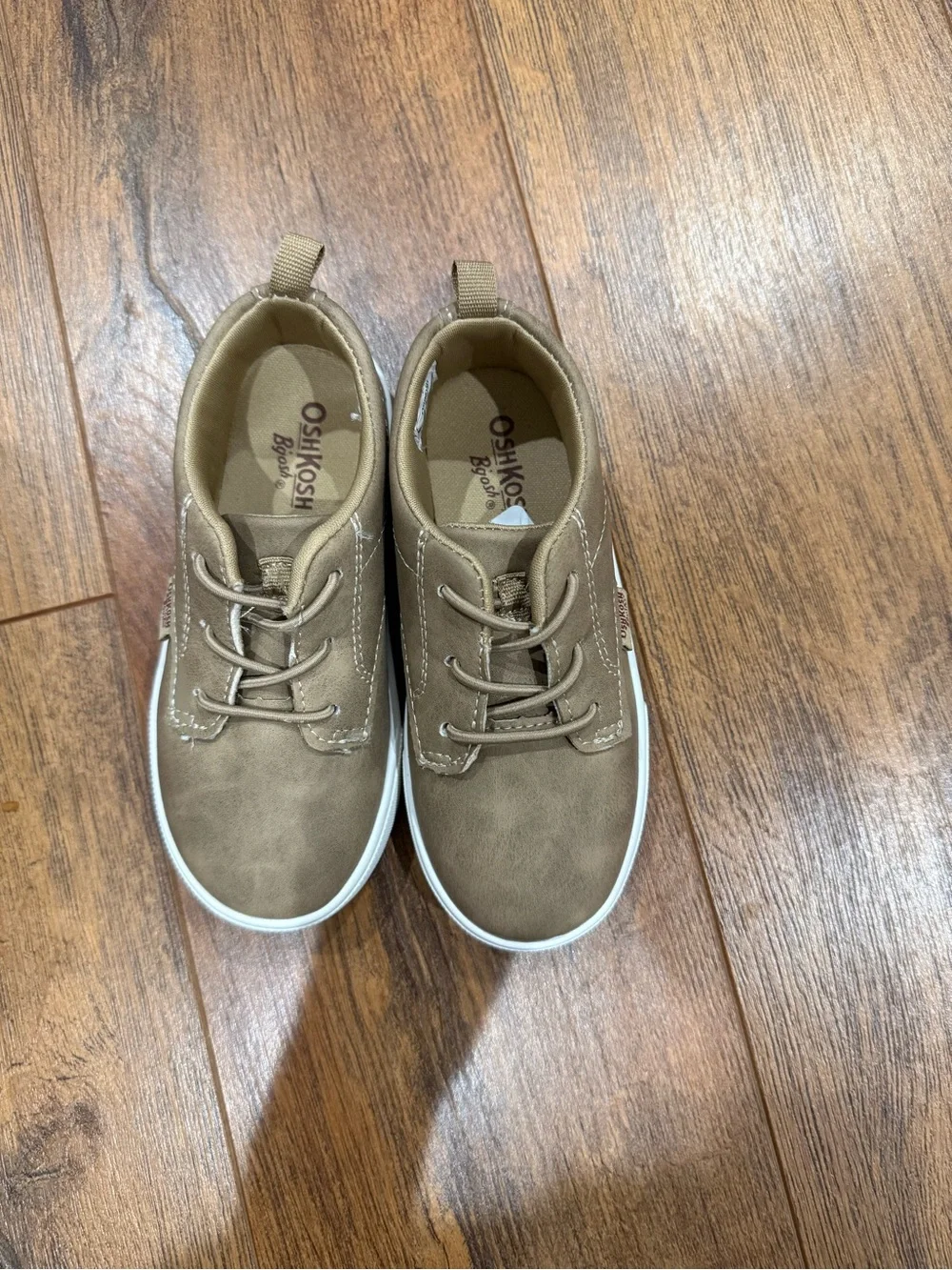 OshKosh B'Gosh Boys' Putney Oxford Sneaker